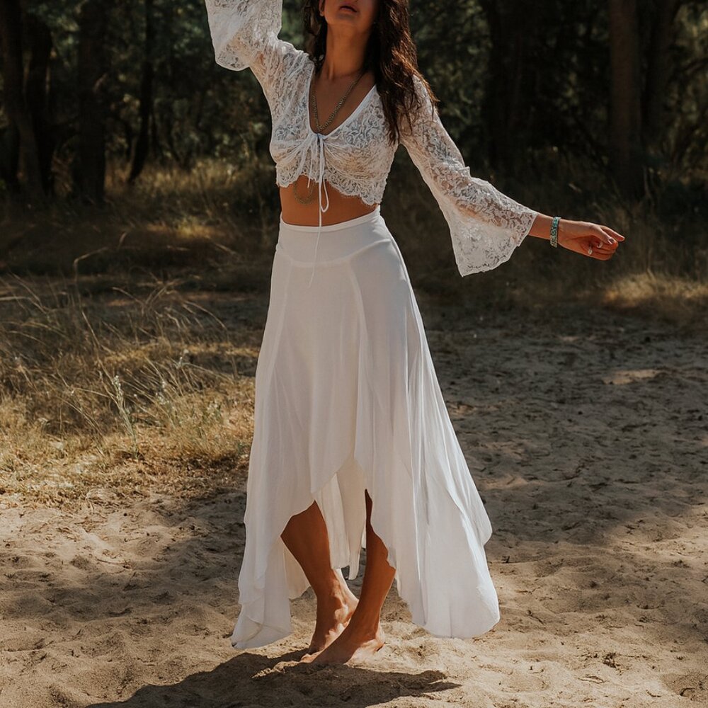 XCVI Skirt Handkerchief Hem Asymmetrical Pull On Hippie Feminine Flirty White S